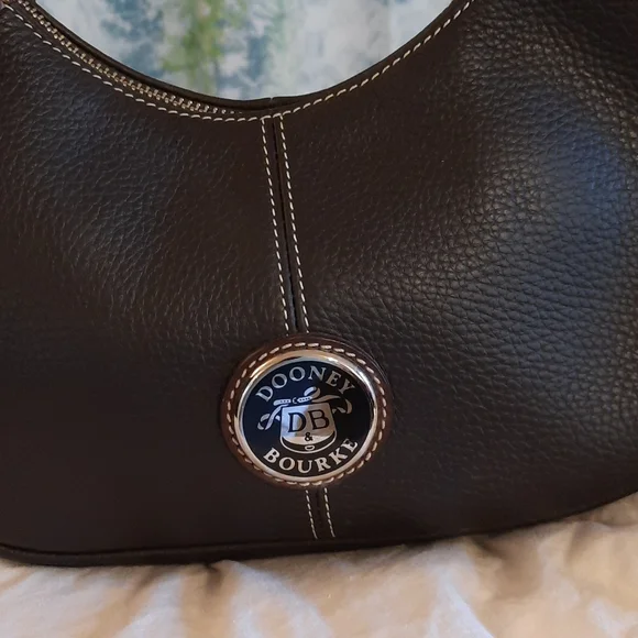 Dooney and Burke small hobo purse great condition , tags in pockets leather - Picture 4 of 12